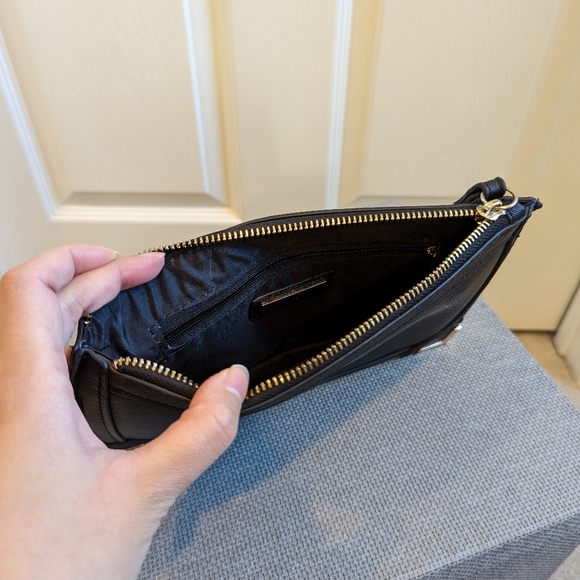 Women's Black Zip Clutch Wristlet - Picture 5 of 5